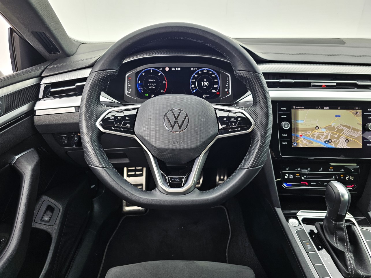 7-Vlastni-684fcf85c1730.jpg